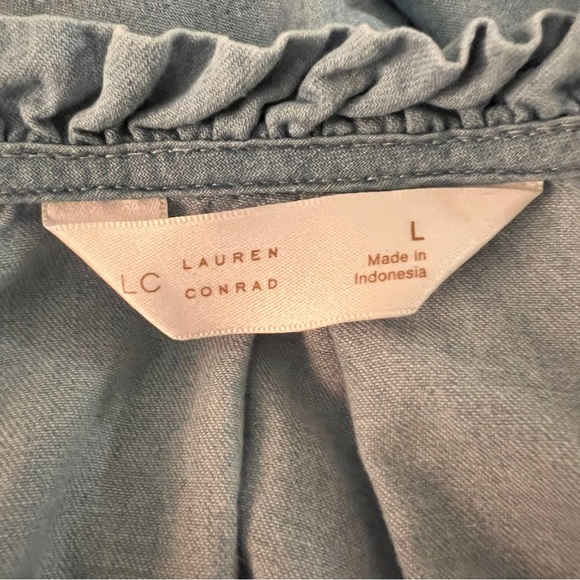 LC Lauren Conrad Women’s 100% Cotton Denim Sleeveless Ruffle Blouse Size: Large - Picture 7 of 12